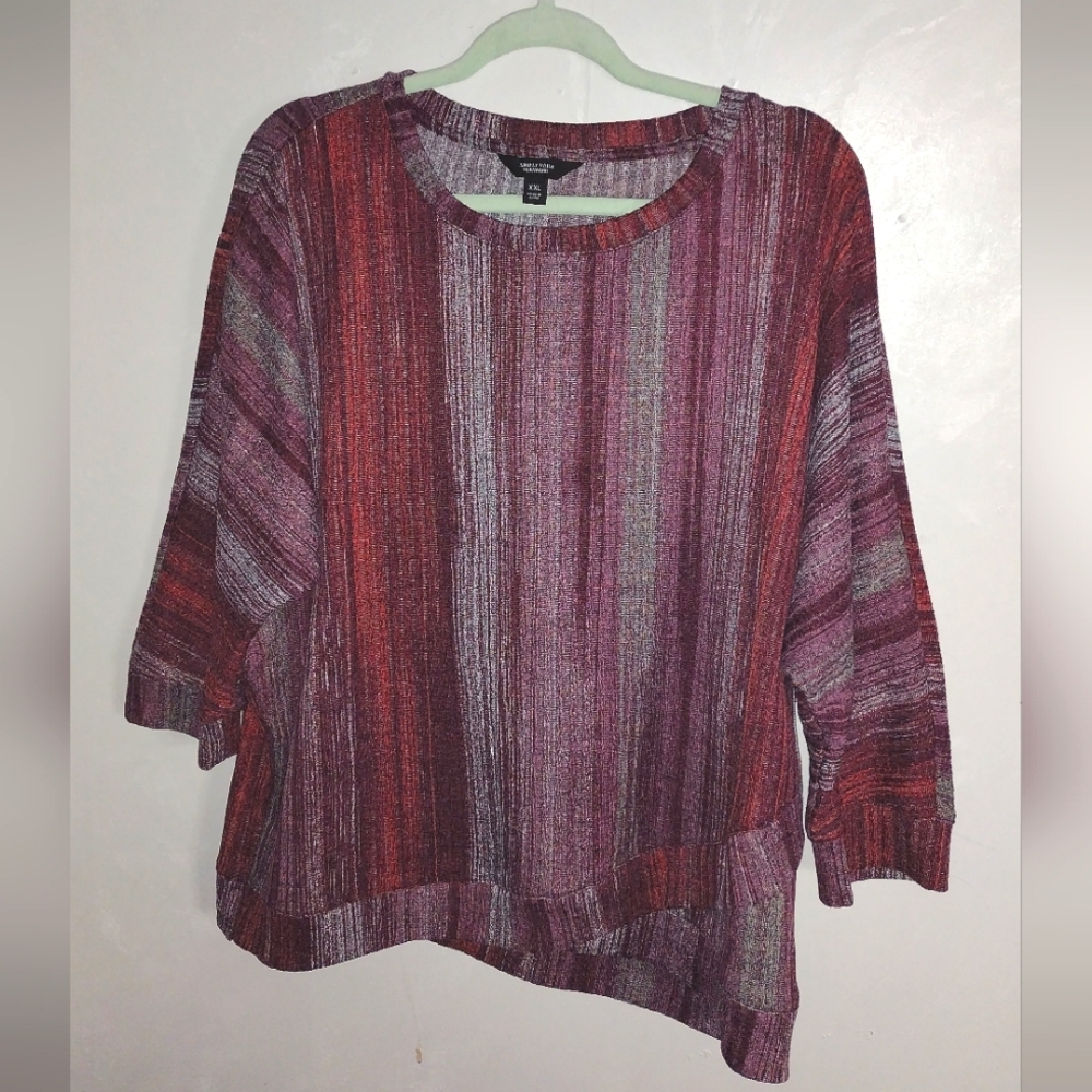 Beautiful 4/4 sleeves, striped Sweater